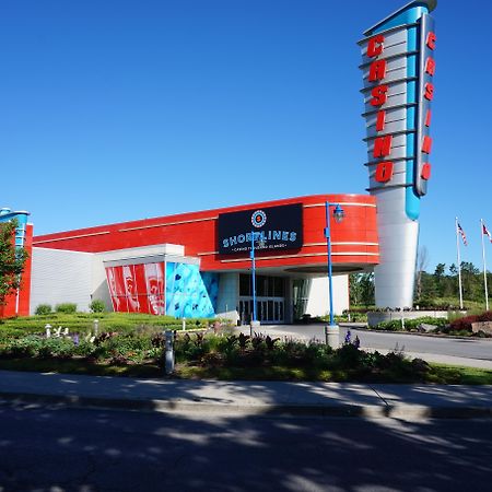 Holiday Inn Express Hotel & Suites 1000 Islands - Gananoque By Ihg Ngoại thất bức ảnh