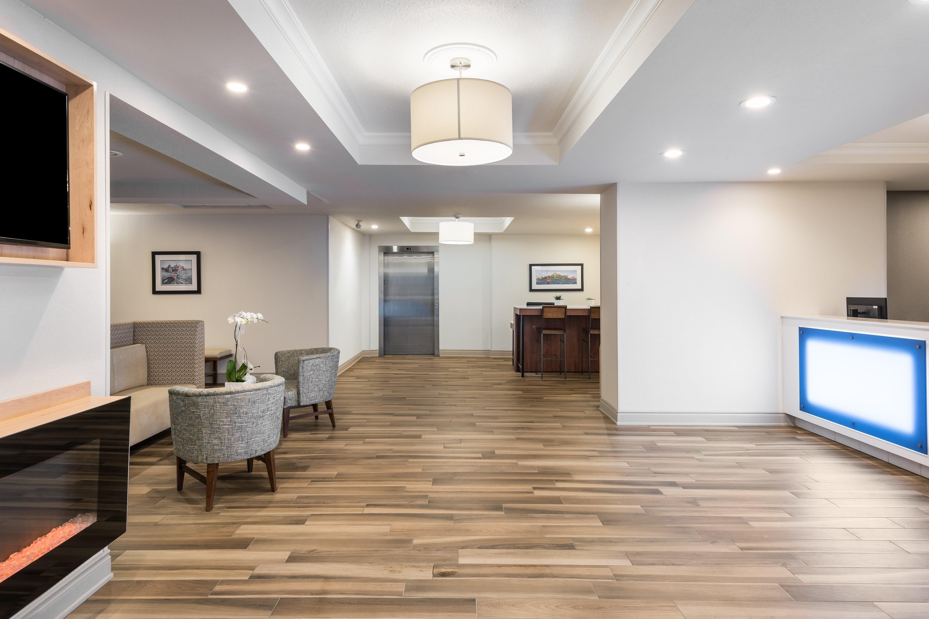 Holiday Inn Express Hotel & Suites 1000 Islands - Gananoque By Ihg Ngoại thất bức ảnh
