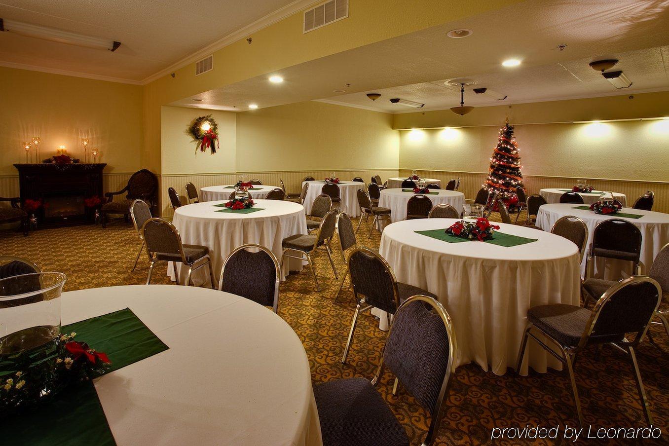 Holiday Inn Express Hotel & Suites 1000 Islands - Gananoque By Ihg Nhà hàng bức ảnh